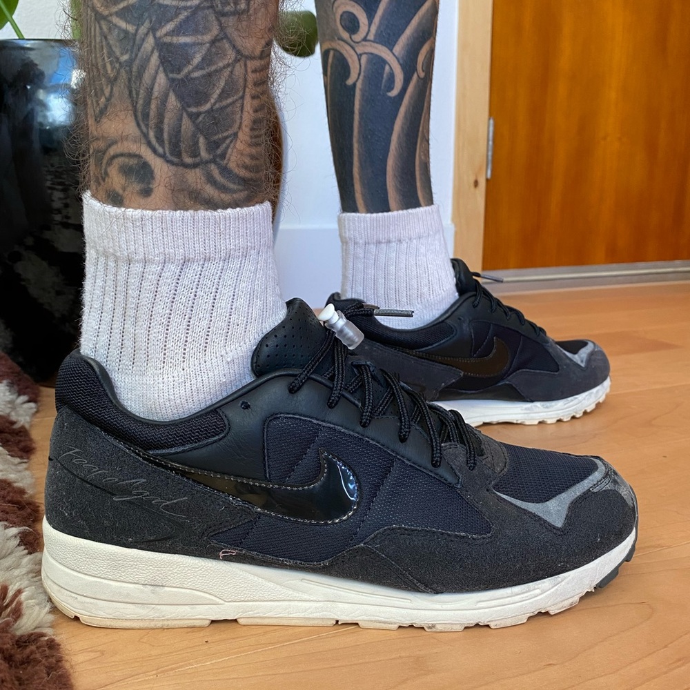 FEAR OF GOD X AIR SKYLON 2